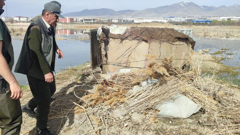 Niğde’de Kaçak Avcıların Gümeleri Yıkıldı